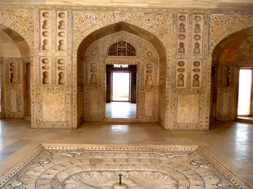 Taj Mahal Interior