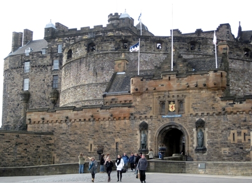 Edinburgh castle visitors