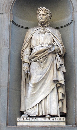 Giovanni Boccaccio Statue