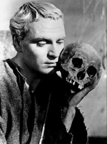 Hamlet Skull