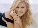10 Interesting Kelly Clarkson Facts