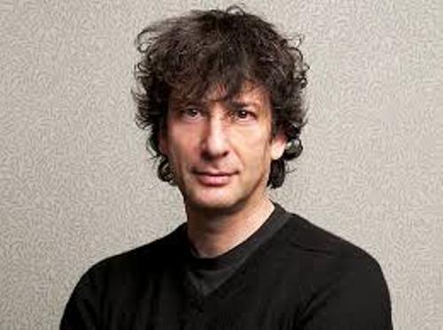 10 Interesting Neil Gaiman Facts | My Interesting Facts