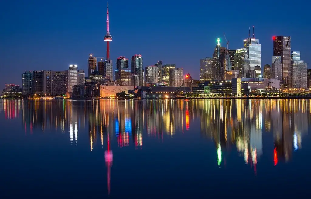 CN Tower at night